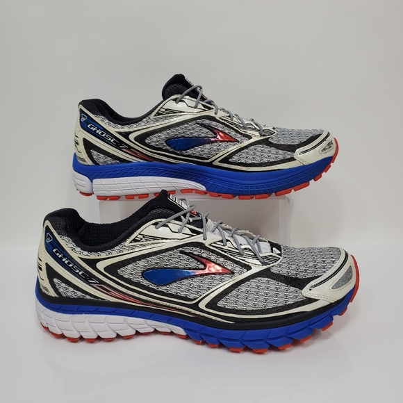 brooks g7